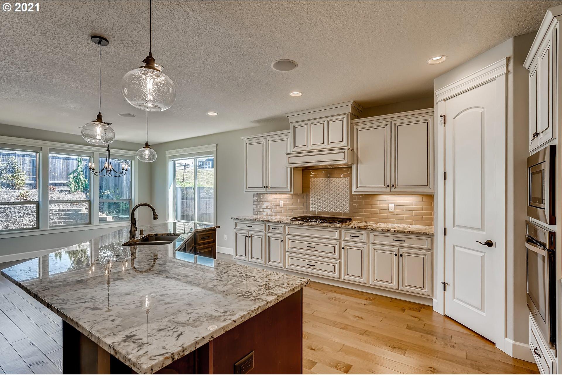 1308 North 8th Way Ridgefield, WA 98642 - Photo 9 of 32 Gallery Image 9