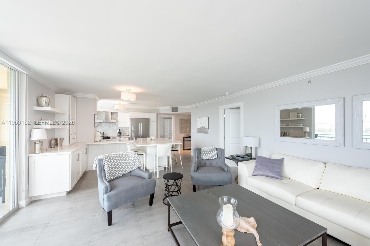 90 Alton Road, Unit 1102 Miami Beach, FL 33139 - Photo 8 of 26