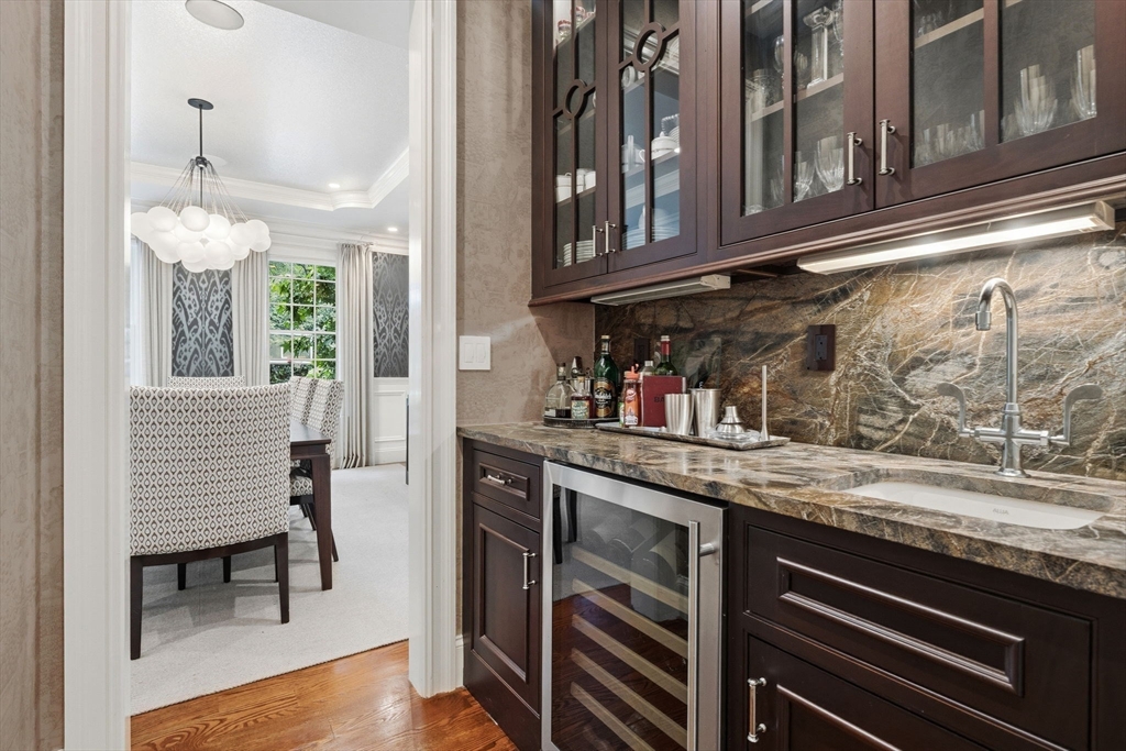 14 Bristol Road Wellesley, MA 02481 - Photo 14 of 42