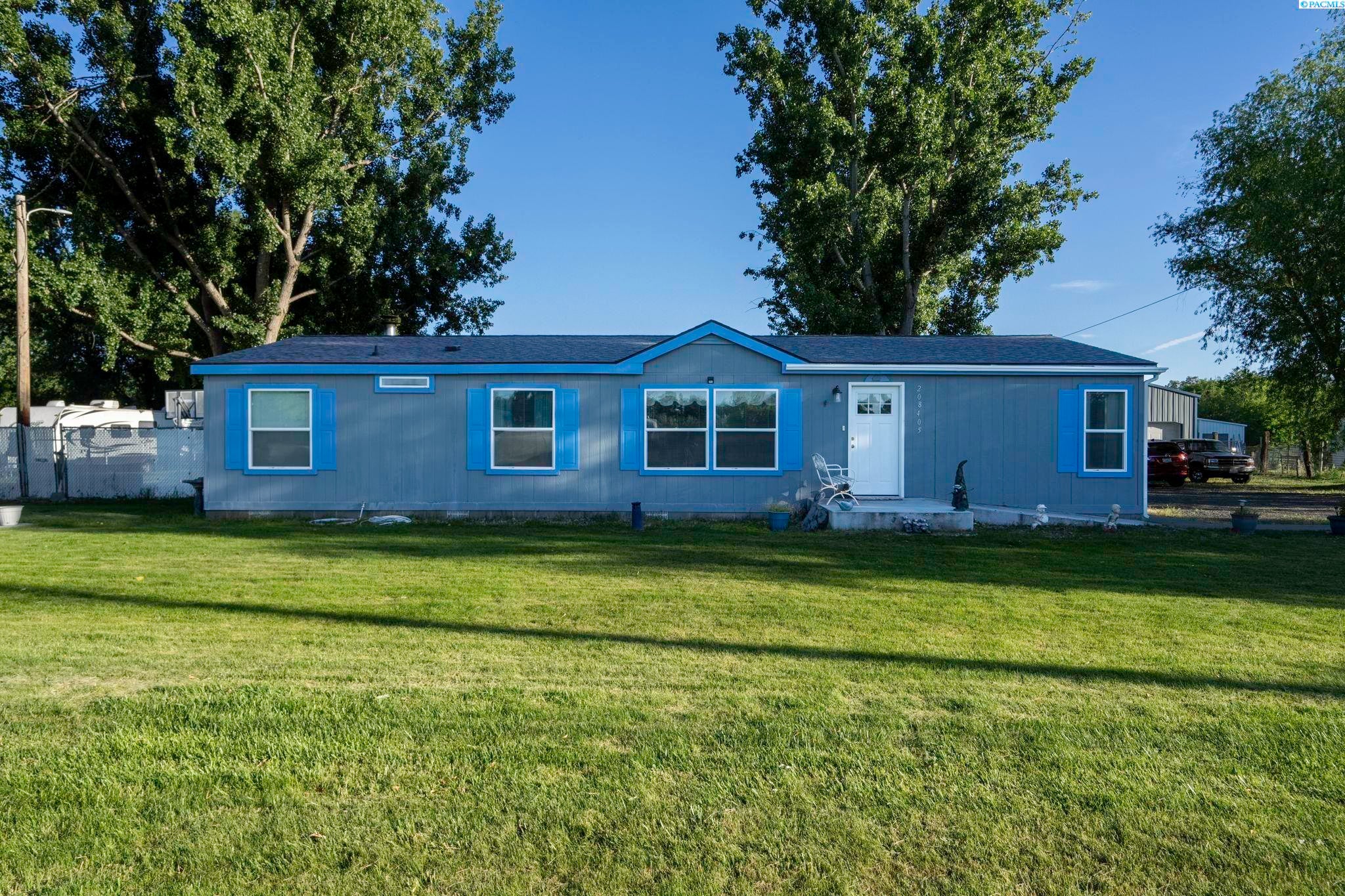 208405 East Bowles Road Kennewick, WA 99337 - Photo 1 of 35 Gallery Image 1