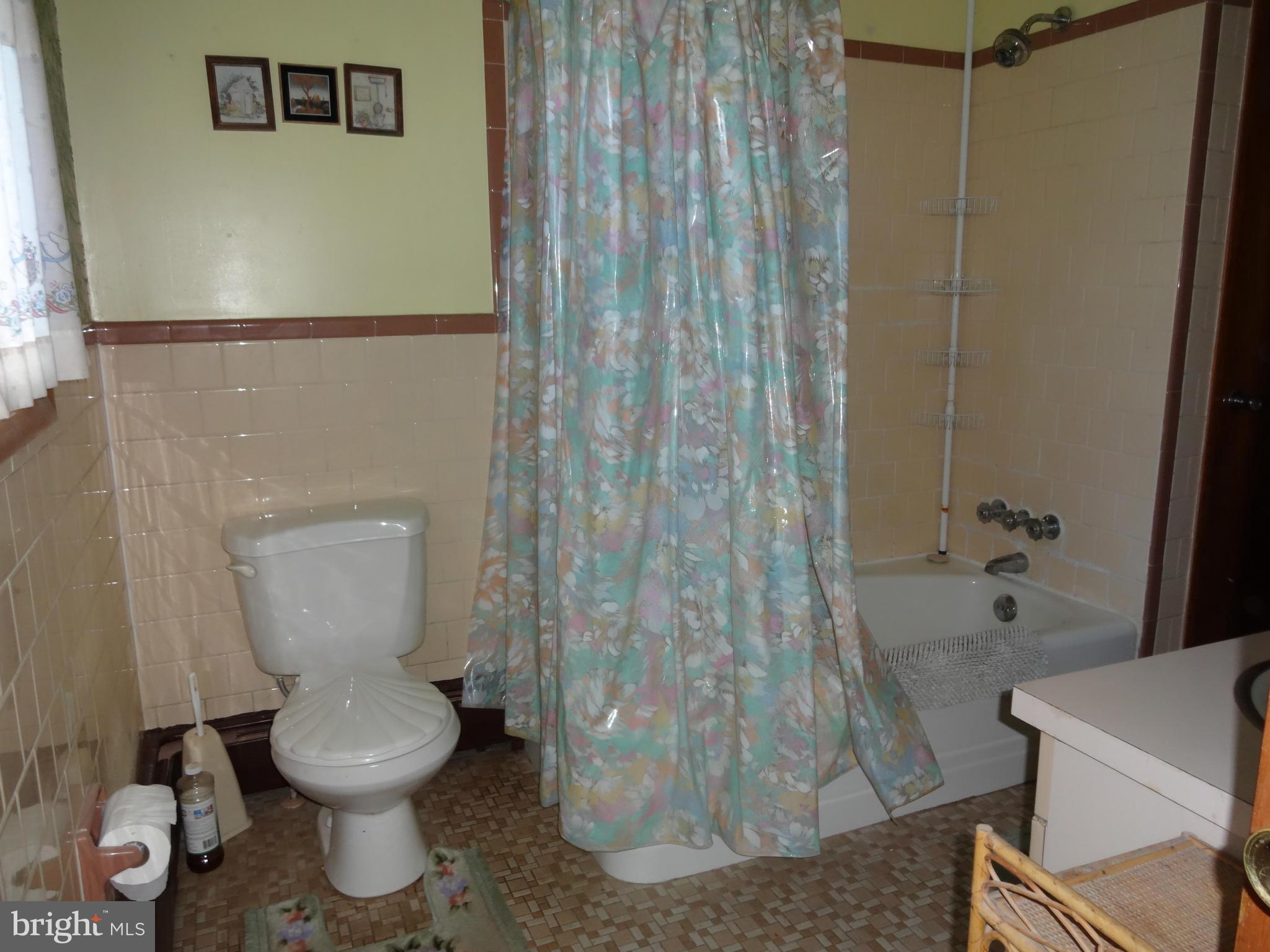 7582 Old Telegraph Road Severn, MD 21076 - Photo 13 of 13 Bath