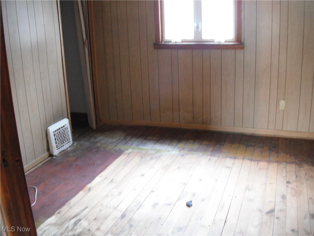 270 North Ridge Road Lorain, OH 44055 - Photo 8 of 24