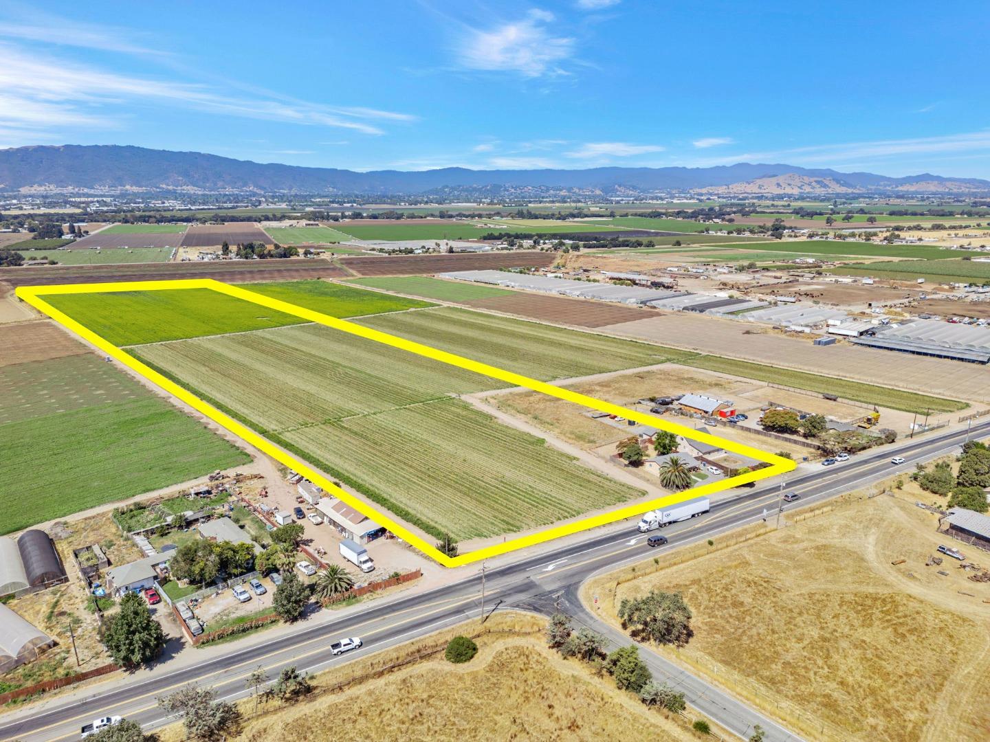 2718 Ferguson Road Gilroy, CA 95020 - Photo 10 of 81