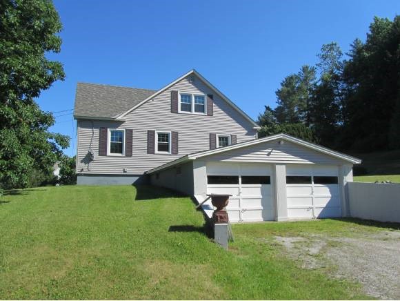 3370 West Proctor Road Rutland Town, VT 05736 - Photo 3 of 24