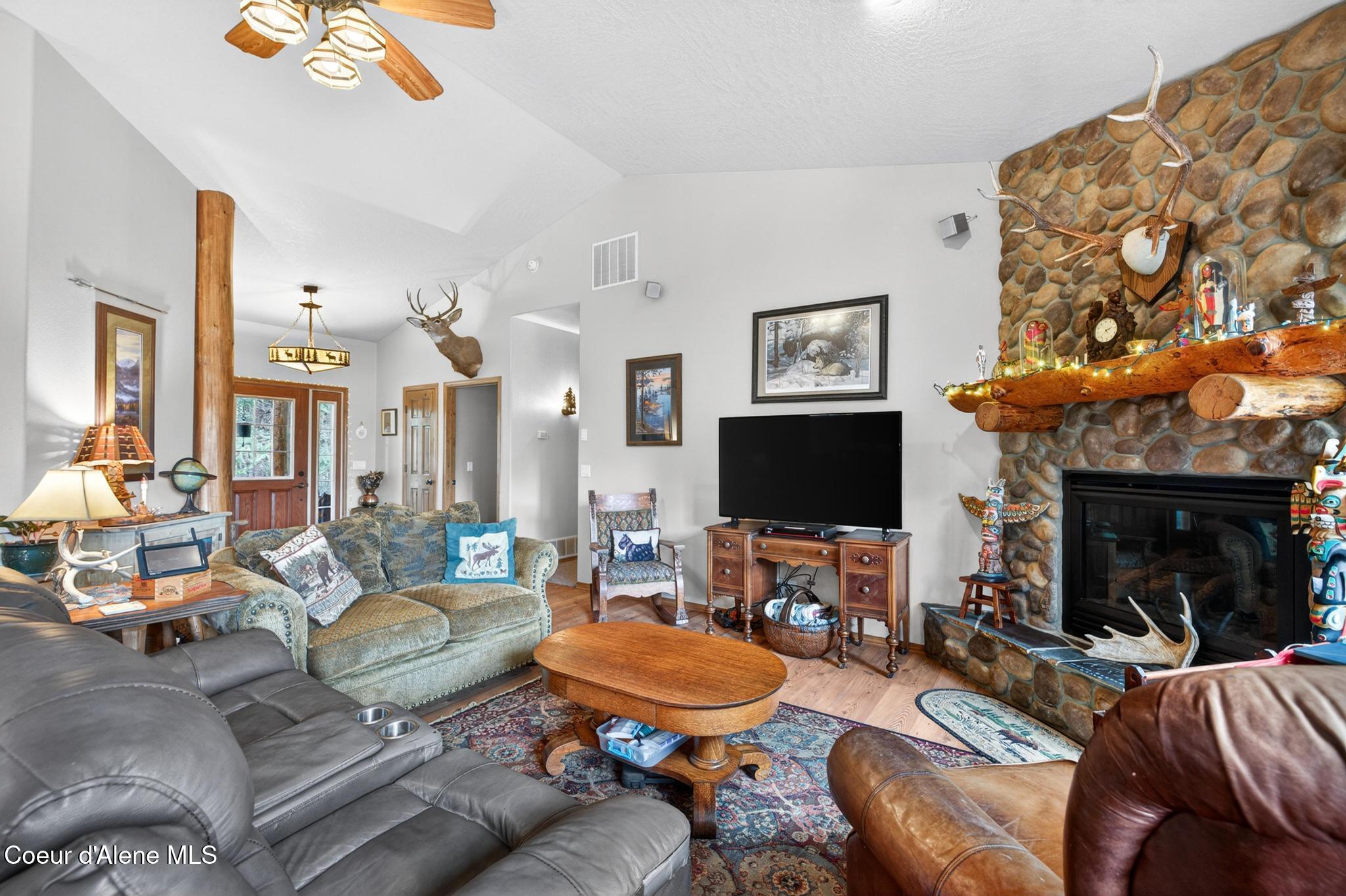 17461 North Right Fork Road Post Falls, ID 83854 - Photo 21 of 107 IMG_0481