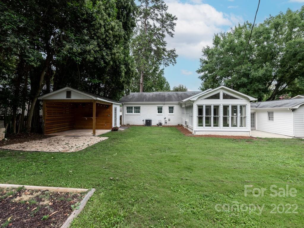 1115 Barkley Road Charlotte, NC 28209 - Photo 12 of 45 Gallery Image 12
