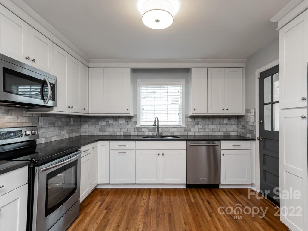 1115 Barkley Road Charlotte, NC 28209 - Photo 16 of 45 Gallery Image 16