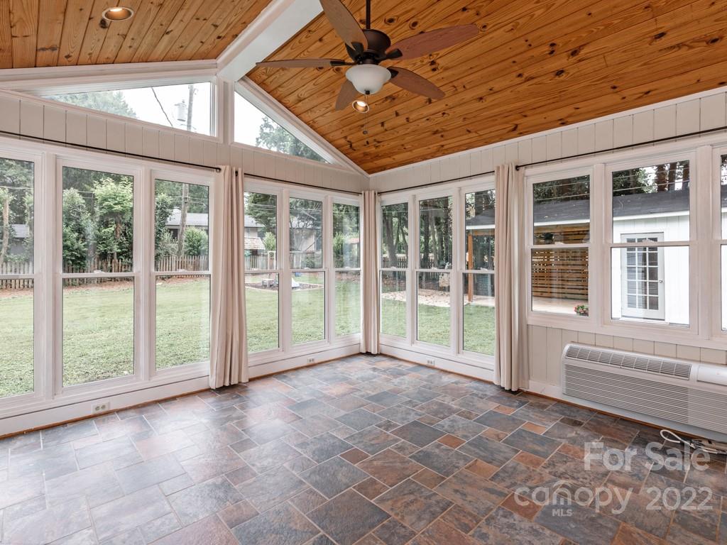 1115 Barkley Road Charlotte, NC 28209 - Photo 21 of 45 Gallery Image 21
