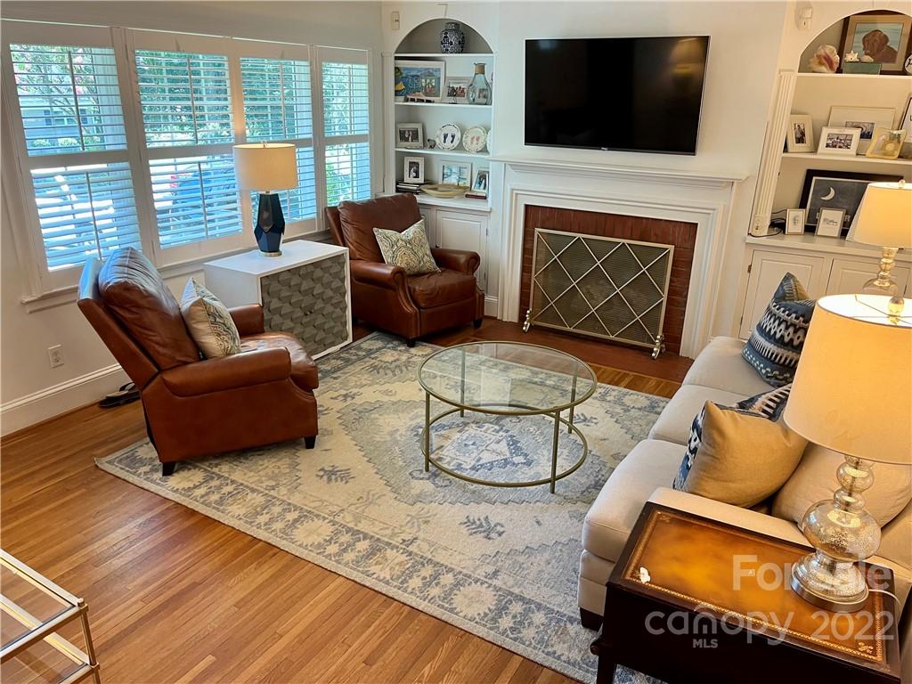 1115 Barkley Road Charlotte, NC 28209 - Photo 3 of 45 Gallery Image 3