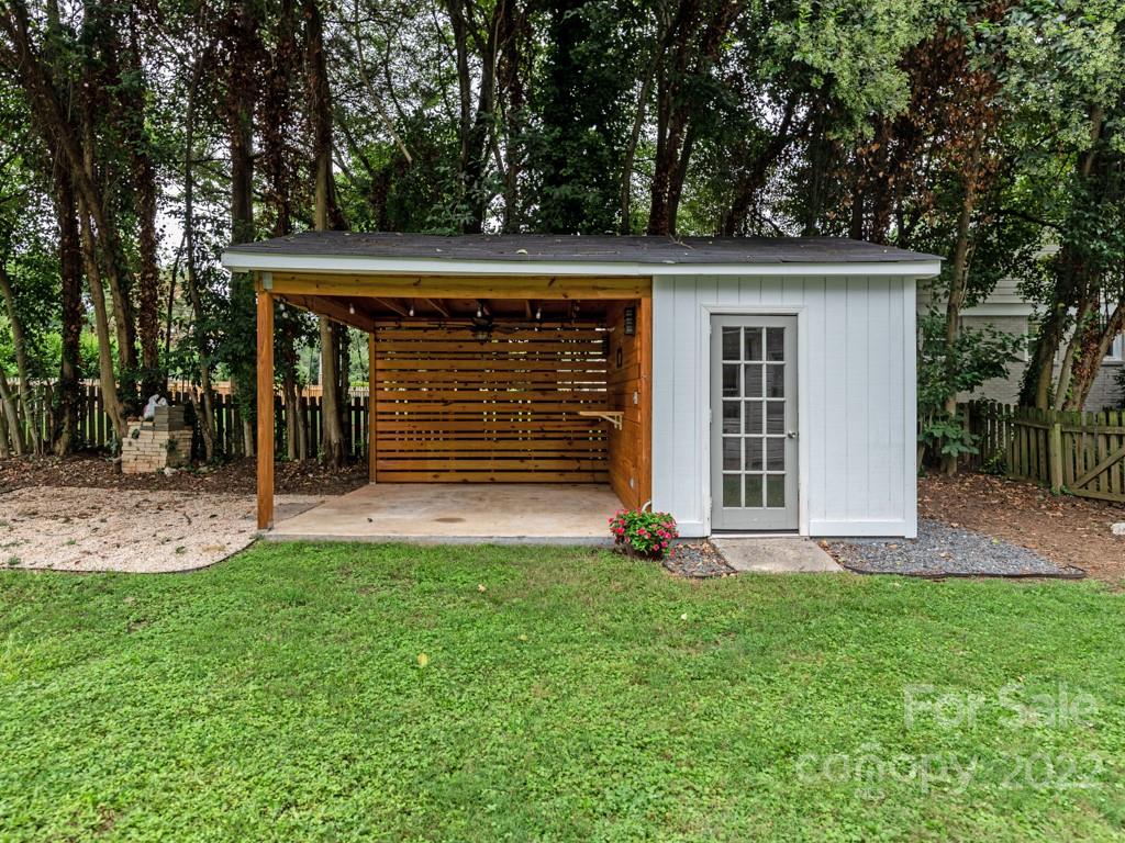 1115 Barkley Road Charlotte, NC 28209 - Photo 37 of 45 Gallery Image 37