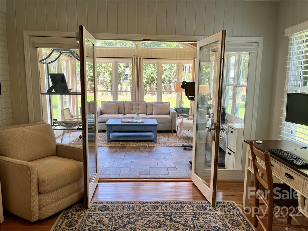 1115 Barkley Road Charlotte, NC 28209 - Photo 4 of 45 Gallery Image 4