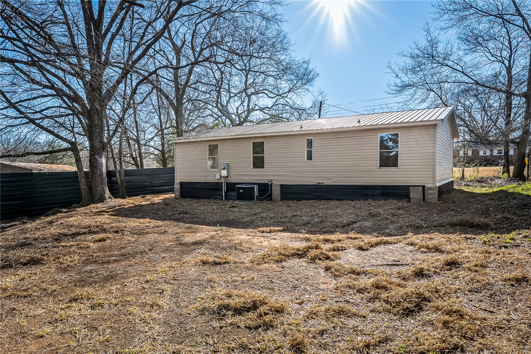 415 Airline Road Anderson, SC 29624 - Photo 24 of 27