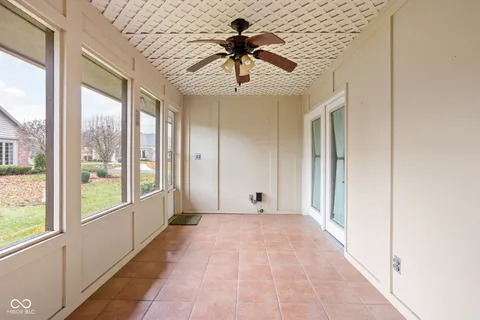 $650,000 | 947 Tamarack Cir N Drive, Indianapolis, IN 46260