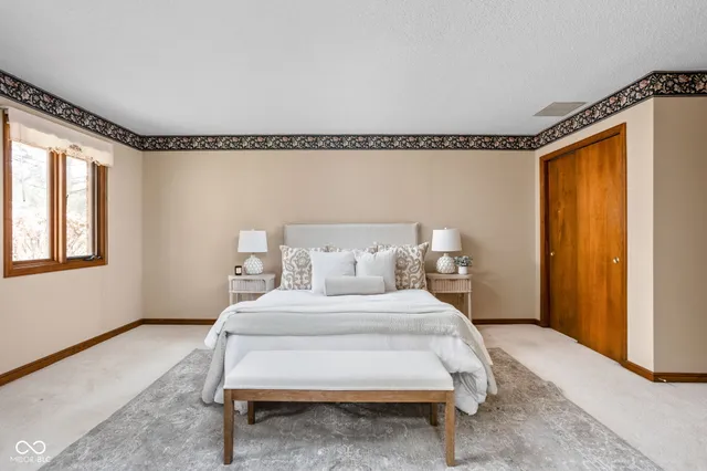 $650,000 | 947 Tamarack Cir N Drive, Indianapolis, IN 46260