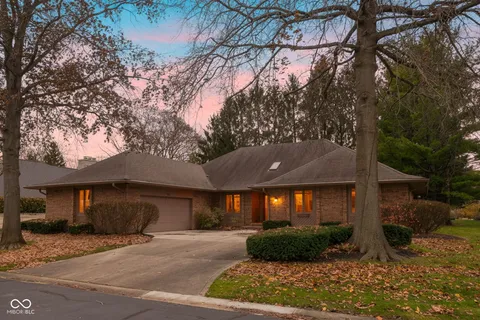 $650,000 | 947 Tamarack Cir N Drive, Indianapolis, IN 46260