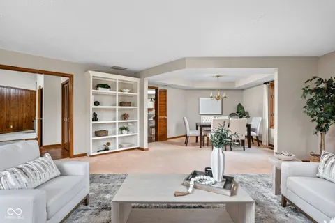 $650,000 | 947 Tamarack Cir N Drive, Indianapolis, IN 46260