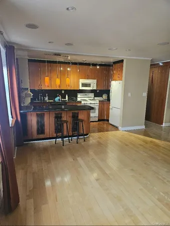 $2,200 | 105-15 66th Avenue, Unit 3F | Forest Hills