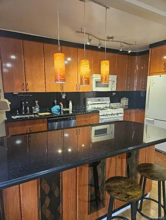 $2,200 | 105-15 66th Avenue, Unit 3F | Forest Hills