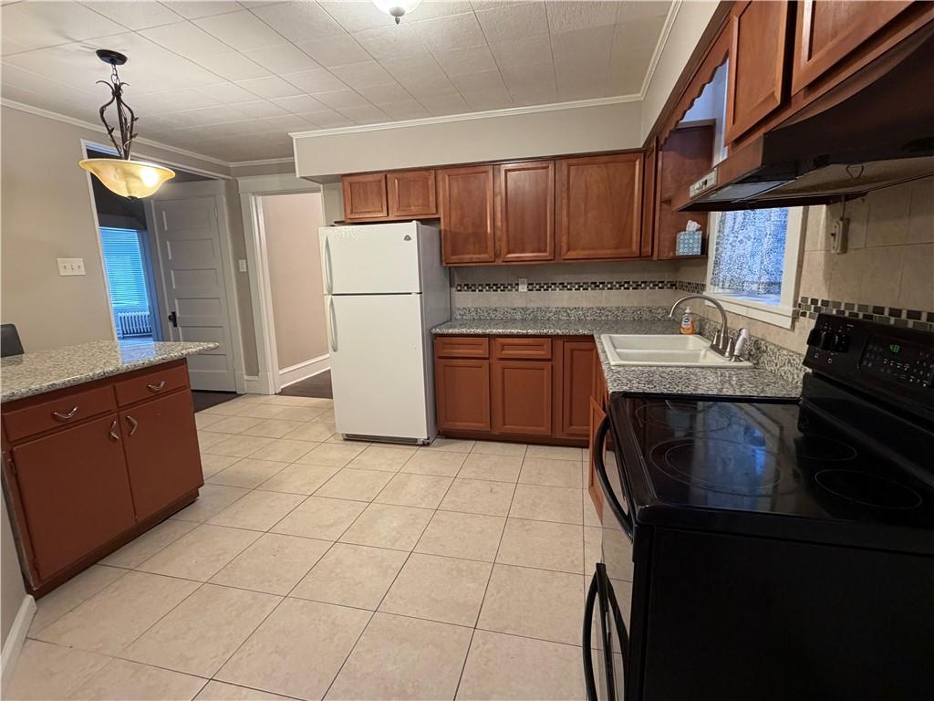 423 Sharon Road, Unit 1 Beaver, PA 15009 - Photo 6 of 16