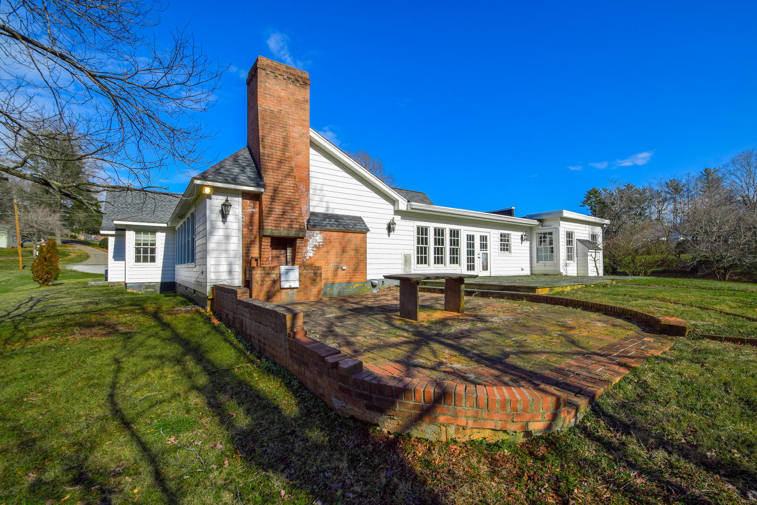 95 Old Furnace Road Rocky Mount, VA 24151 - Photo 7 of 105 7