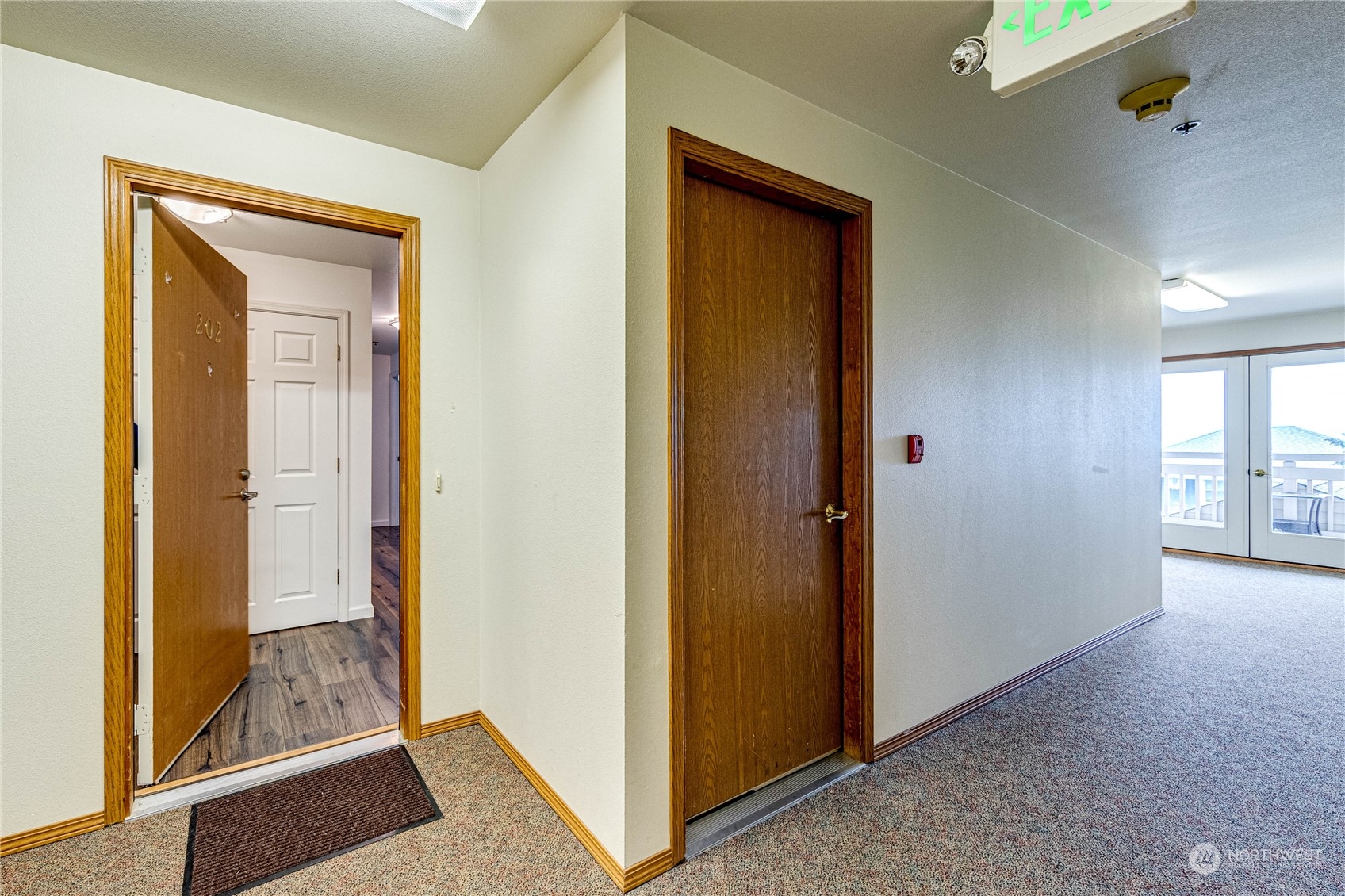 2219 Rucker Avenue, Unit 202 Everett, WA 98201 - Photo 22 of 28