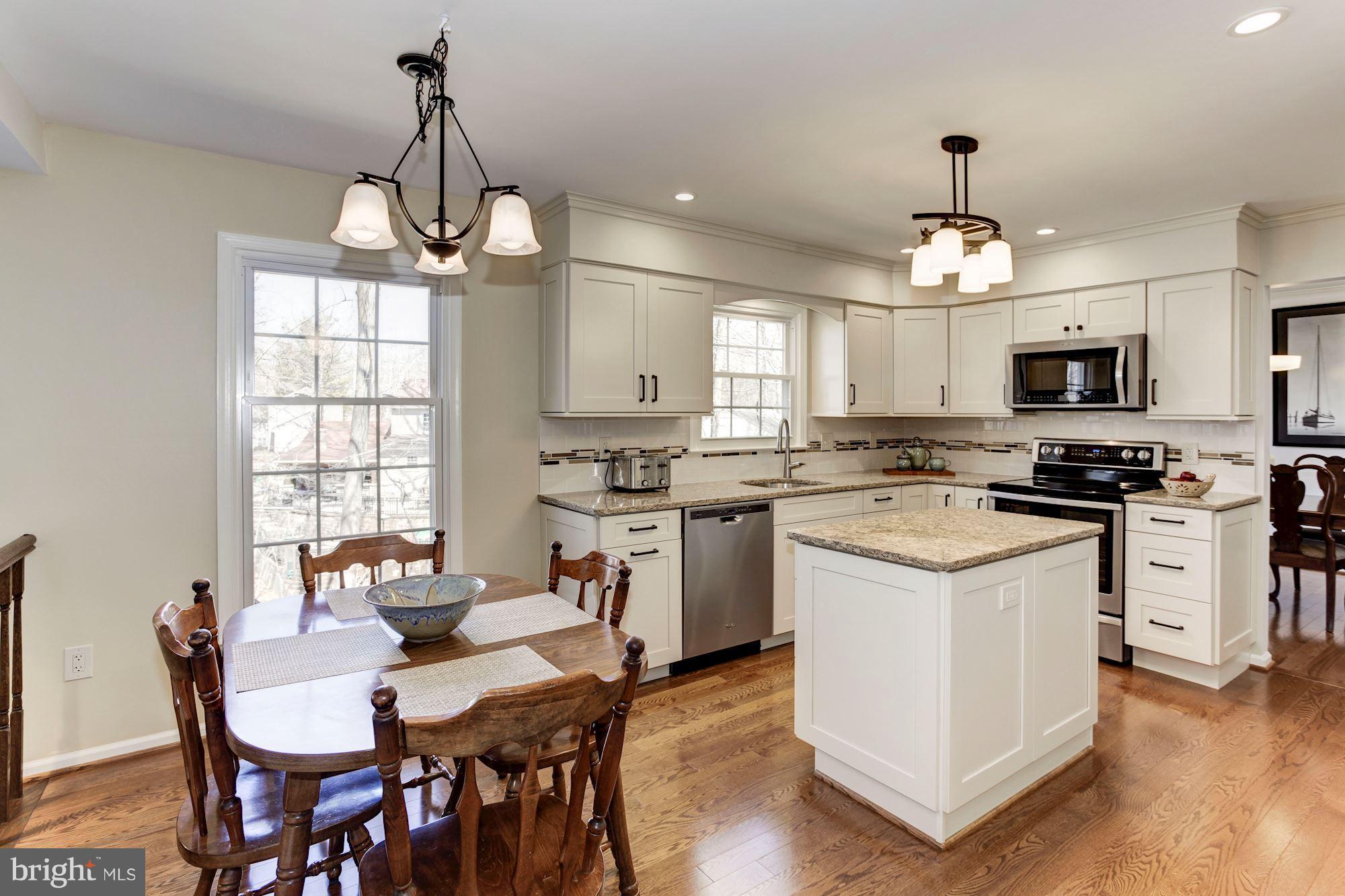 8294 Lindside Way Springfield, VA 22153 - Photo 2 of 30 Kitchen