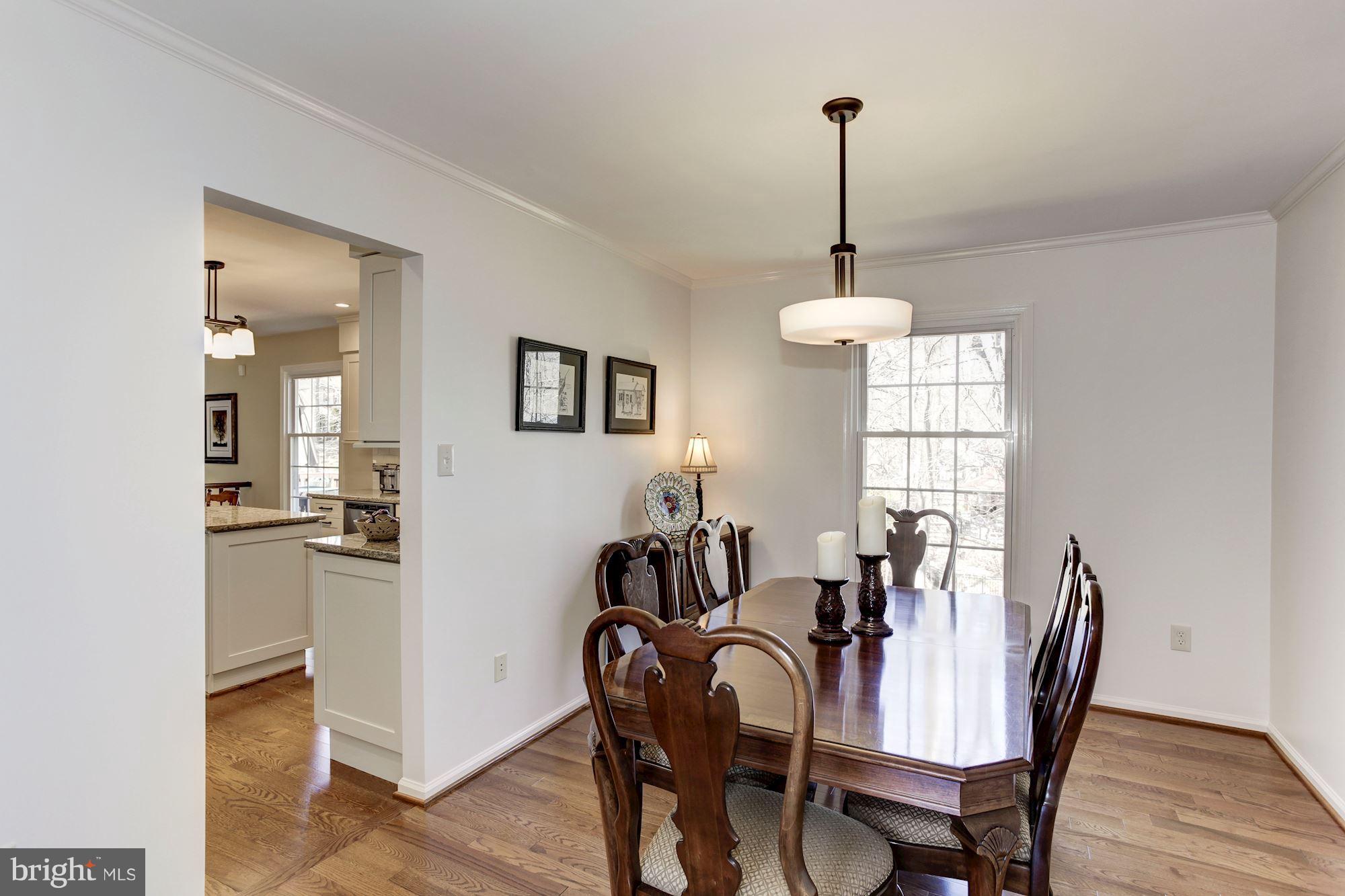 8294 Lindside Way Springfield, VA 22153 - Photo 9 of 30 Dining Room