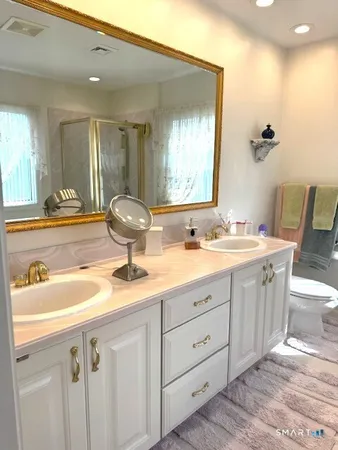$377,000 | 15 Abel Crossing, Norwich, CT 06360