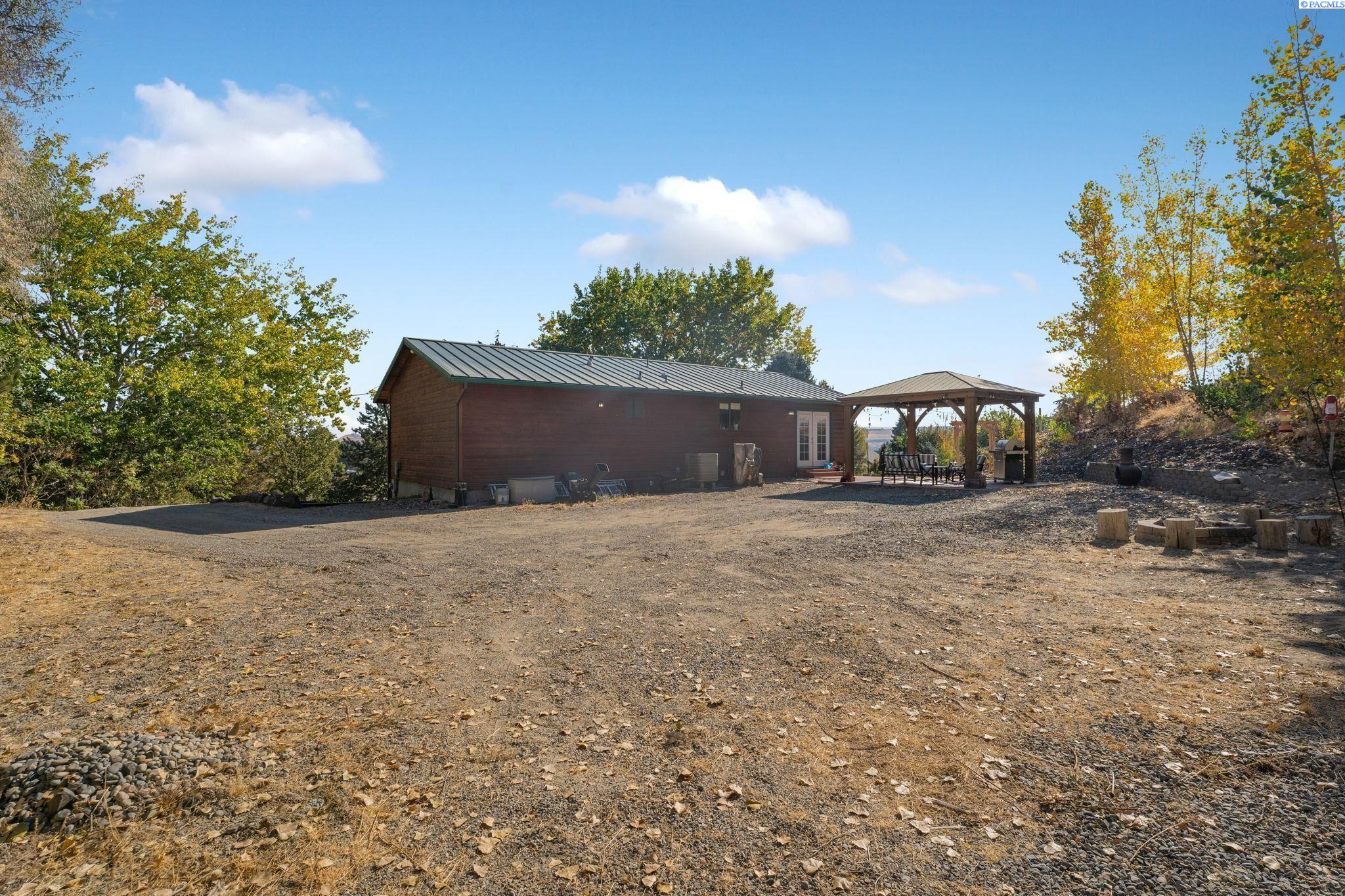 3008 Escolar Road Kennewick, WA 99338 - Photo 4 of 22 Gallery Image 4