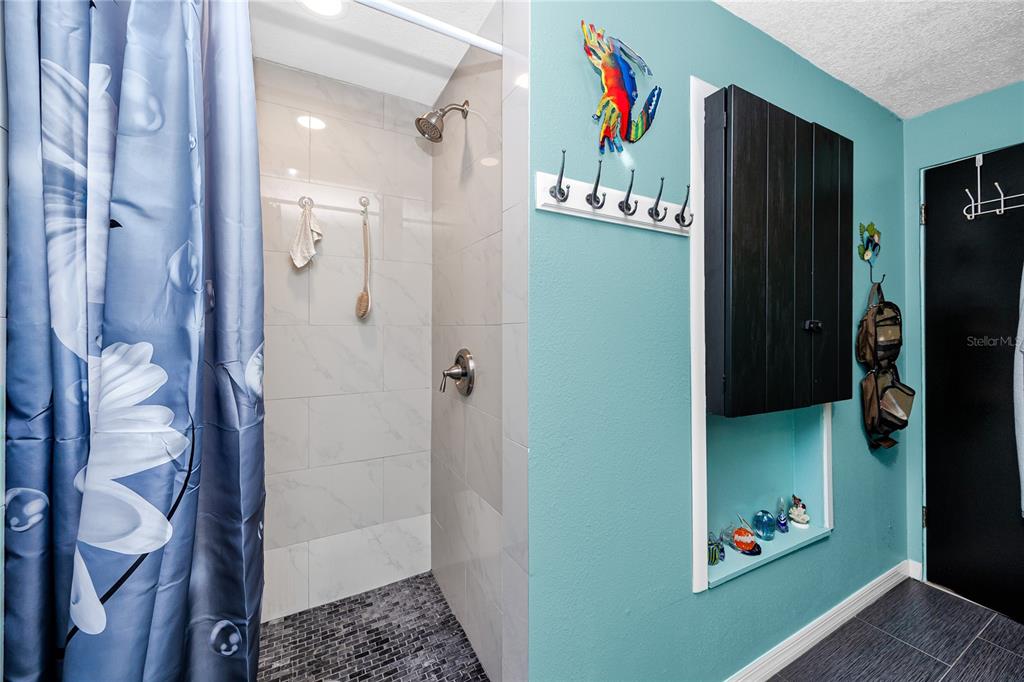 7913 Beasley Road Tampa, FL 33615 - Photo 16 of 54 Gallery Image 16