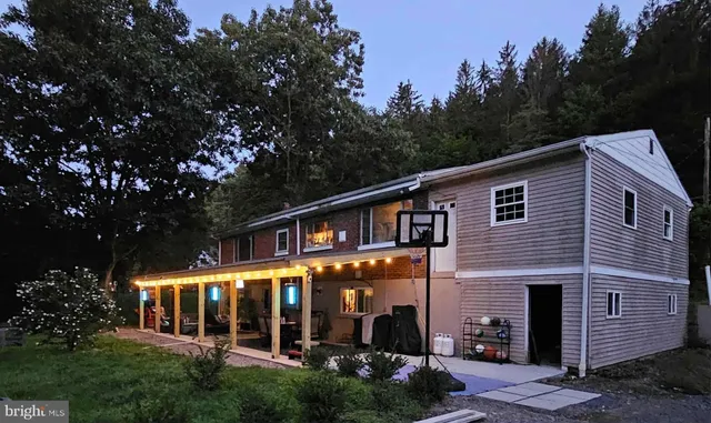 $405,000 | 2639 Panther Valley Road, Pottsville, PA 17901