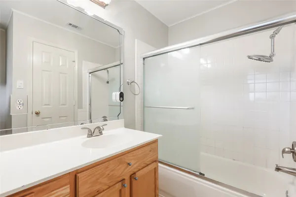 $1,895 | 15204 Drusilla's Drive, Pflugerville, TX 78660