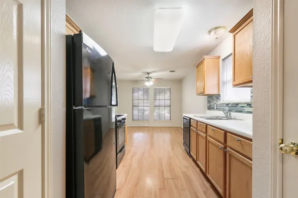 $1,895 | 15204 Drusilla's Drive, Pflugerville, TX 78660