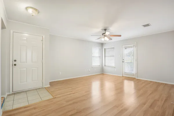 $1,895 | 15204 Drusilla's Drive, Pflugerville, TX 78660