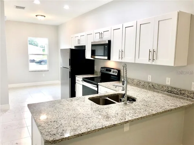 $499,990 | 717 Camel Court, Kissimmee, FL 34759