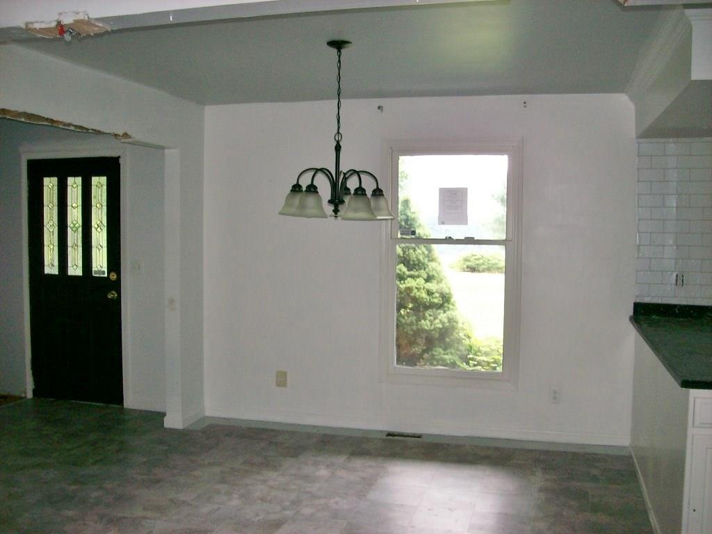 2186 South Logans Point Drive Hanover, IN 47243 - Photo 4 of 11 Gallery Image 4