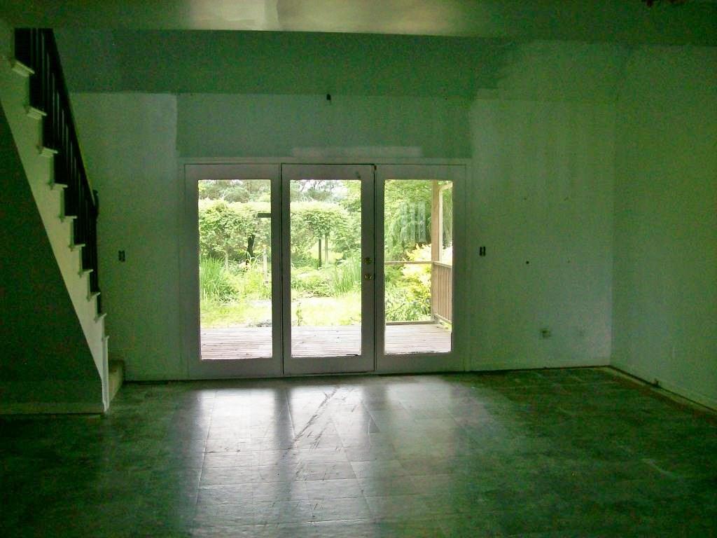 2186 South Logans Point Drive Hanover, IN 47243 - Photo 5 of 11 Gallery Image 5