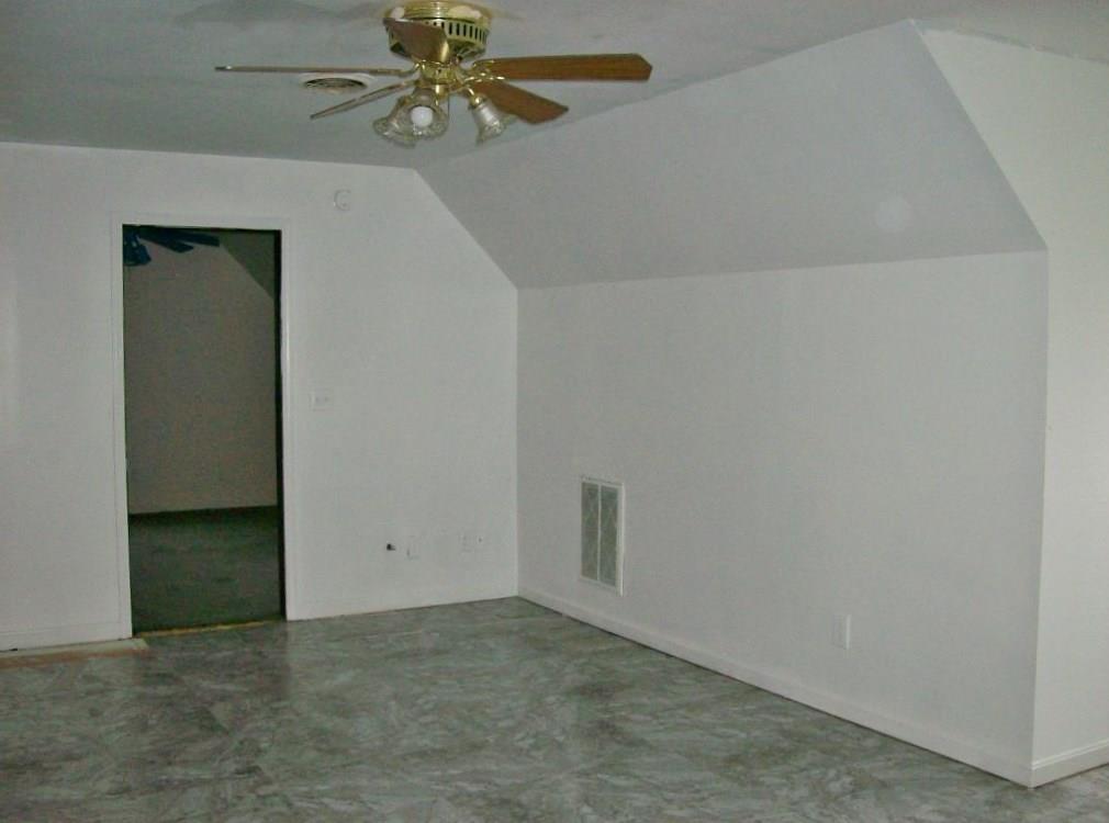 2186 South Logans Point Drive Hanover, IN 47243 - Photo 9 of 11 Gallery Image 9