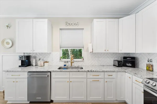 $649,999 | 633 West Pope Road, St. Augustine, FL 32080