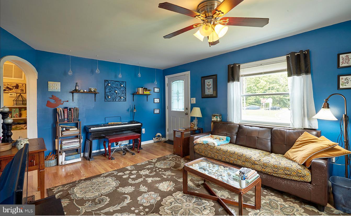 405 Warwick Road Lawnside, NJ 08045 - Photo 6 of 25
