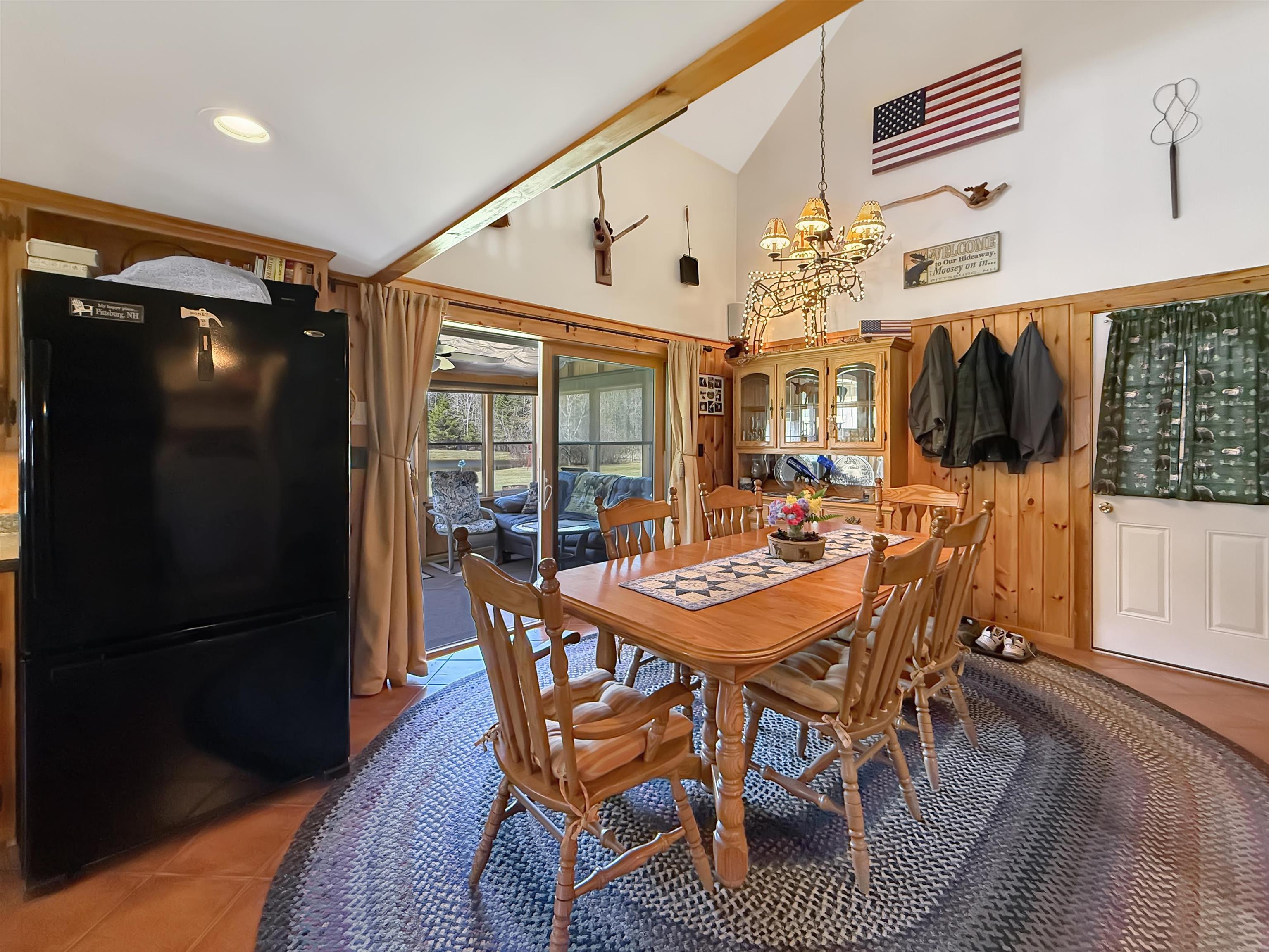 61 Old Country Lane Pittsburg, NH 03592 - Photo 5 of 48