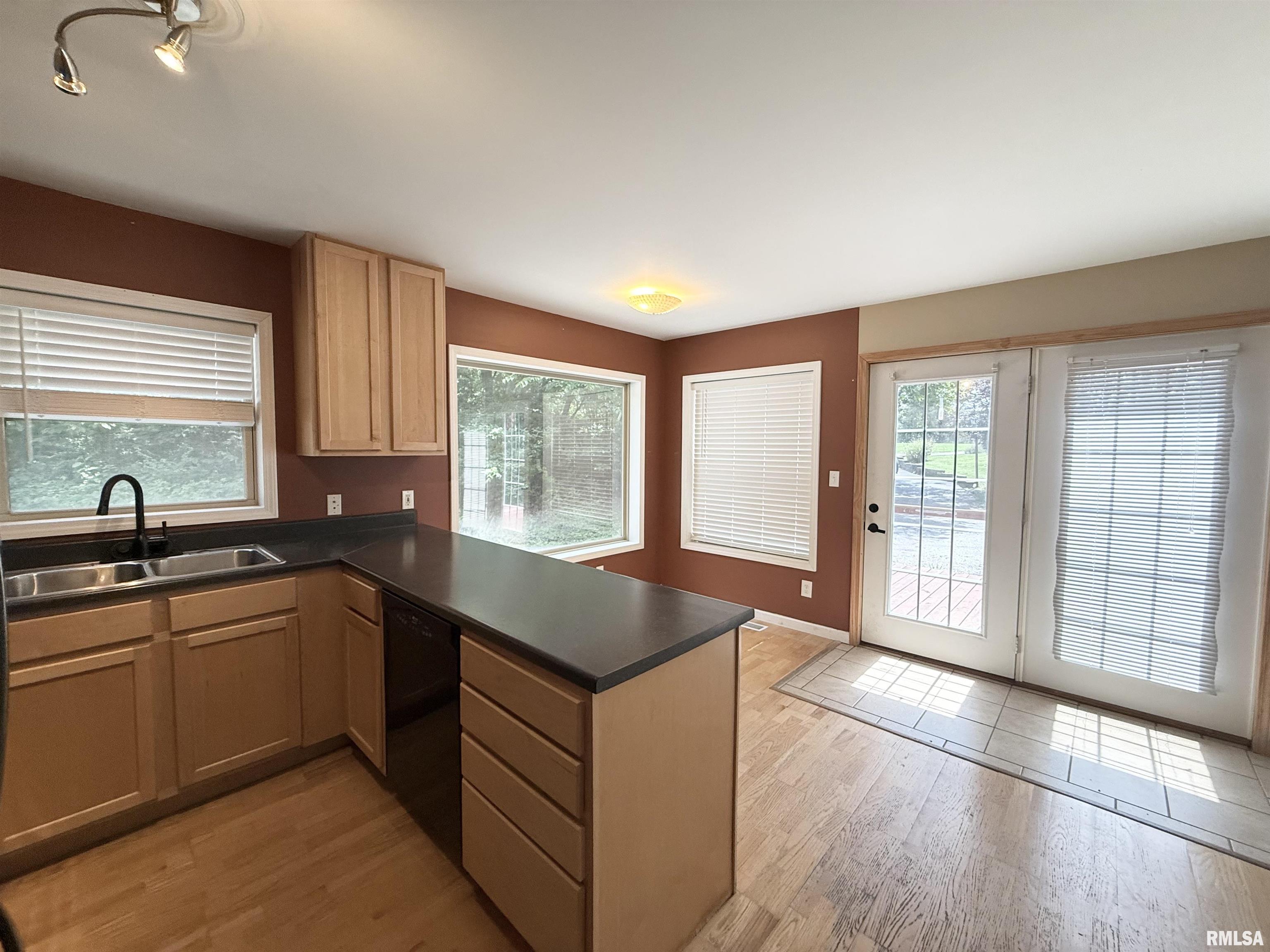 14596 Cambria Road Carterville, IL 62918 - Photo 10 of 17
