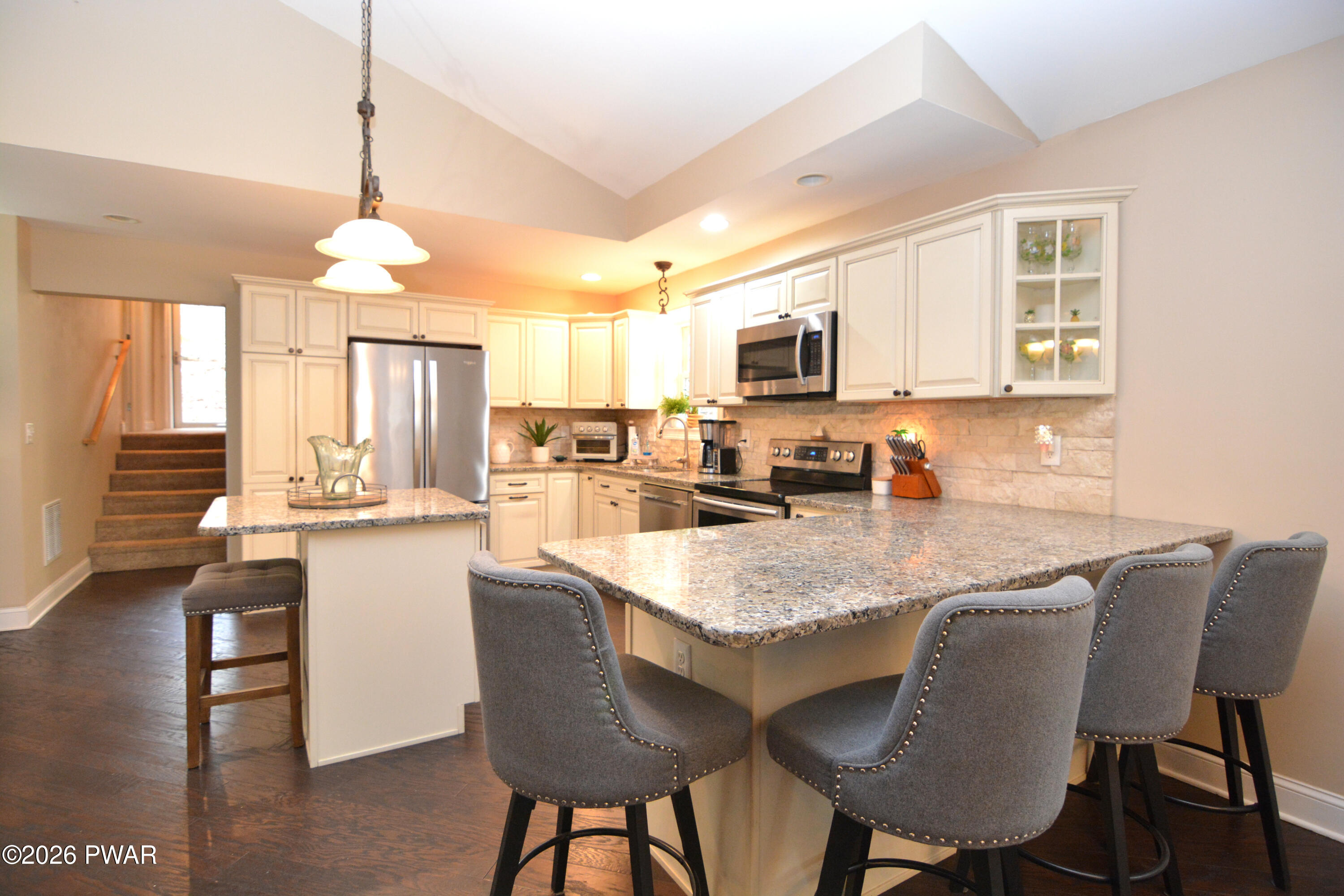132 River Road Greentown, PA 18426 - Photo 3 of 43