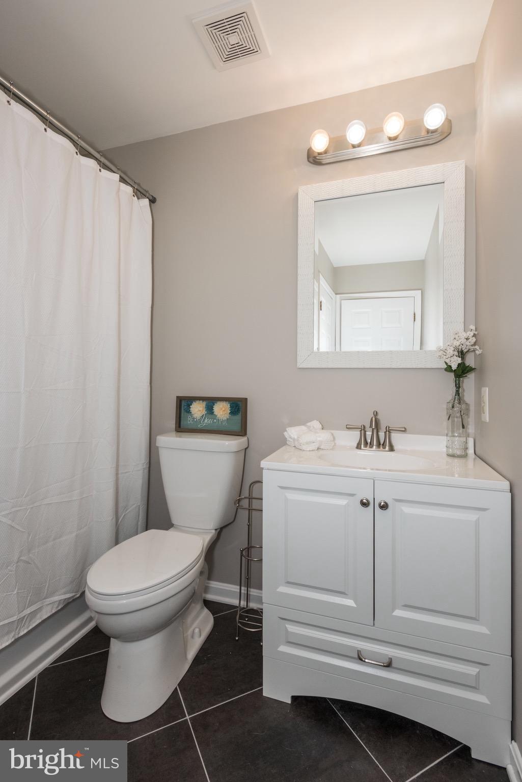 6525 Rimrock Road New Market, MD 21774 - Photo 14 of 30 Hall Bath