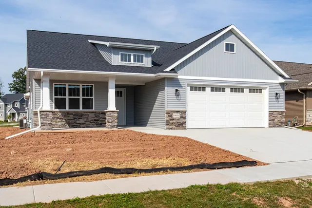 $509,900 | N9053 Southtowne Drive, Menasha, WI 54952