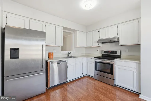 $2,800 | 6739 Rockledge Place, Centreville, VA 20121