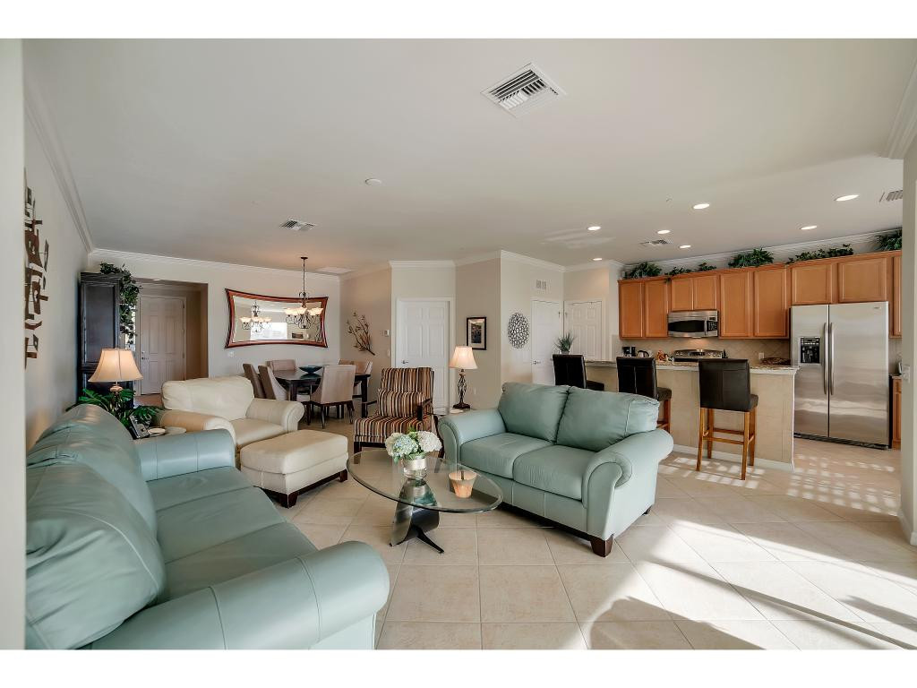 8886 Ravello Court Naples, FL 34114 - Photo 2 of 18 Living Room