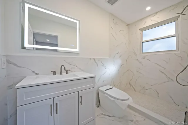 $2,200,000 | 141 Wilmot Road, Scarsdale, NY 10583