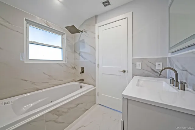 $2,200,000 | 141 Wilmot Road, Scarsdale, NY 10583