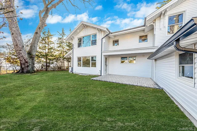 $2,200,000 | 141 Wilmot Road, Scarsdale, NY 10583